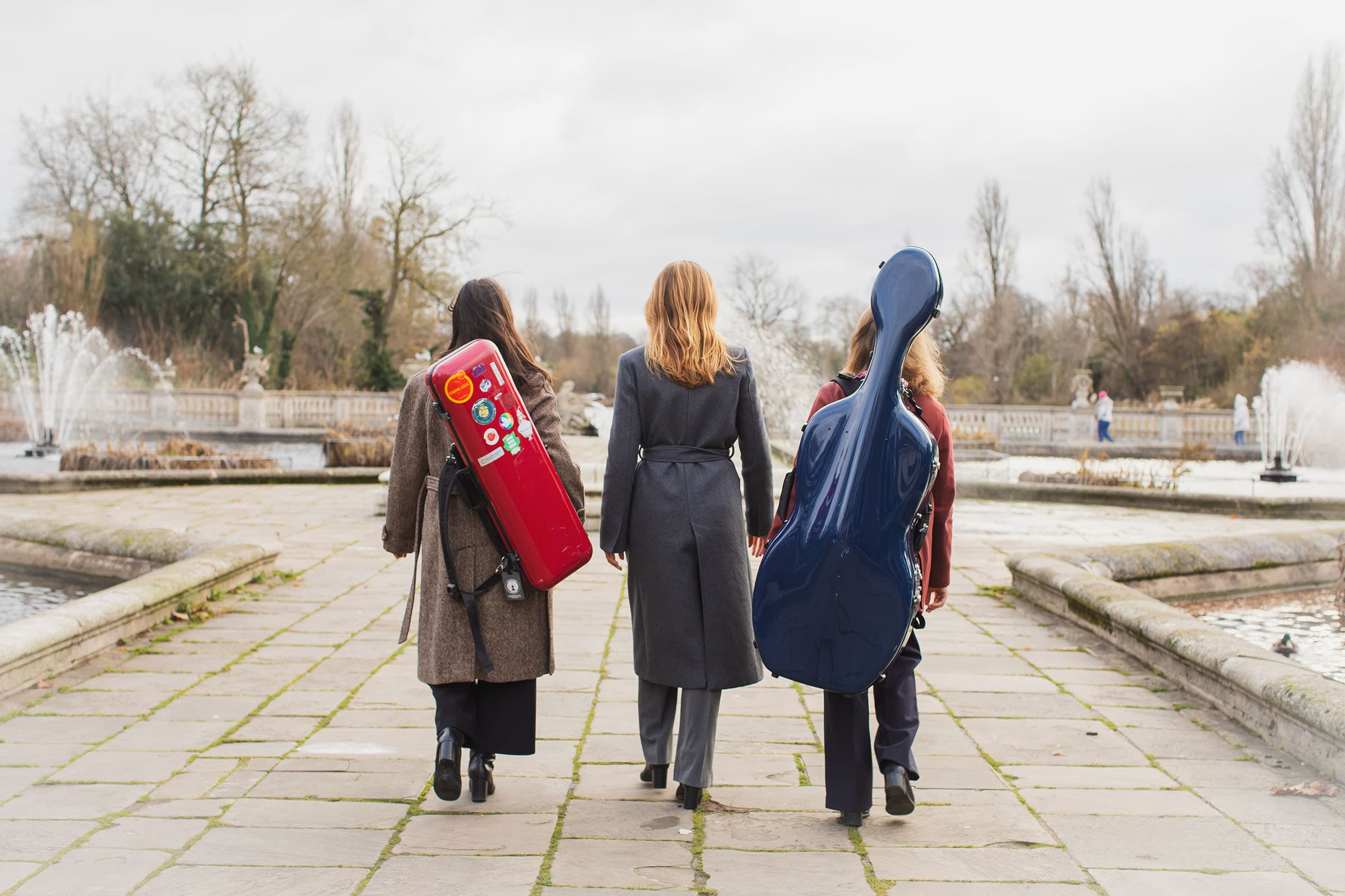 Aida Trio performing